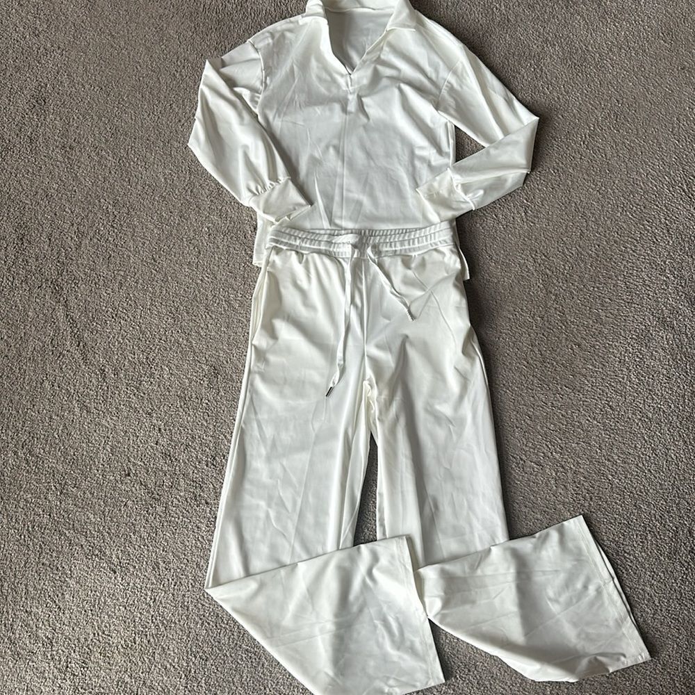 Pants and Top Two Piece Set! - Picture 5 of 15